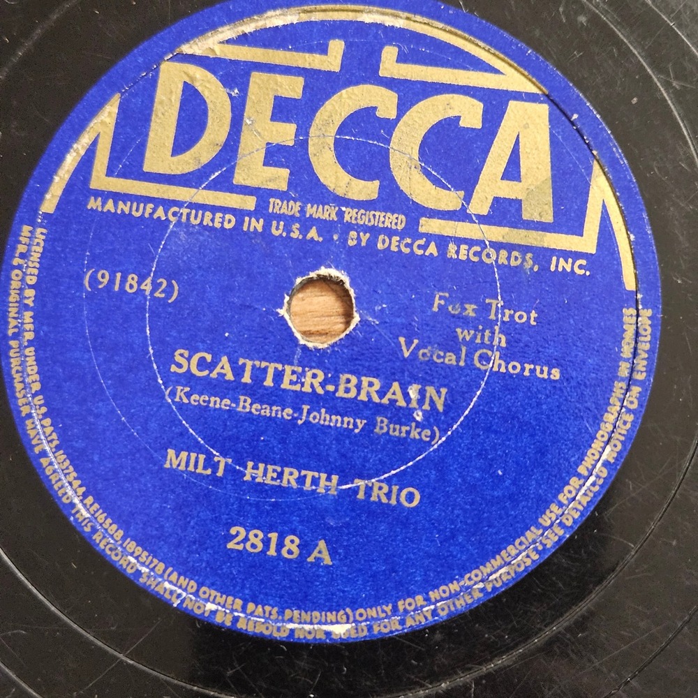 Milt Herth Trio – Scatter-brain / Church Mouse On A Spree 1939 Decca 2818 V+/V+